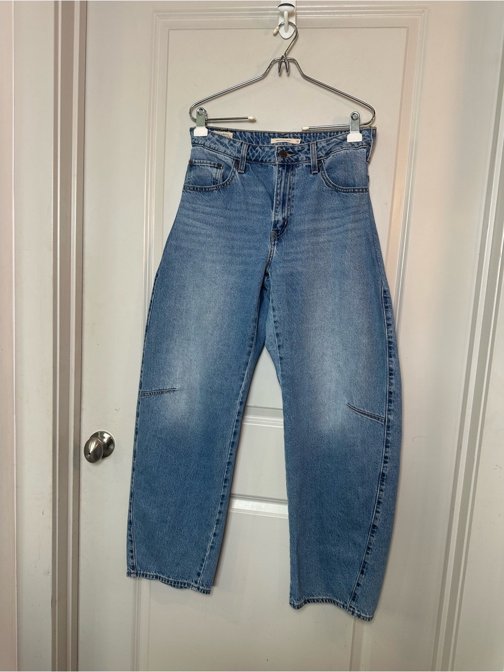 NWT Levis Premium Baggy Dad Barrel Jeans Classic Blue Denim - Picture 5 of 14